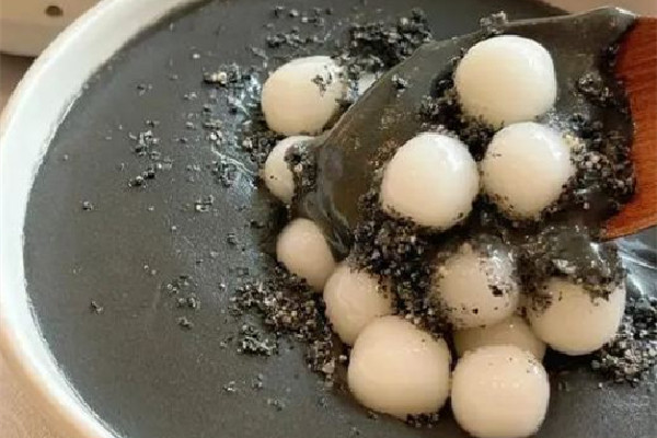 黑芝麻糊和黑芝麻功效一樣嗎 黑芝麻糊和黑芝麻丸哪個(gè)效果更好 黑芝麻糊和黑芝麻功效一樣嗎 黑芝麻糊和黑芝麻丸哪個(gè)效果更好