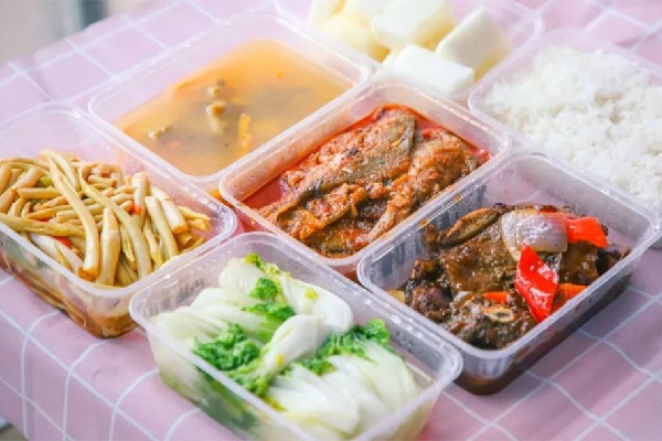 老師校門口扔學(xué)生外賣驅(qū)趕攤販 外賣有淡季和旺季區(qū)分嗎 老師校門口扔學(xué)生外賣驅(qū)趕攤販 外賣有淡季和旺季區(qū)分嗎