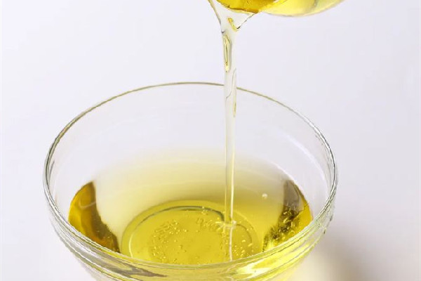 玉米油有什么營養(yǎng) 玉米油對心腦血管有什么好處 玉米油有什么營養(yǎng) 玉米油對心腦血管有什么好處