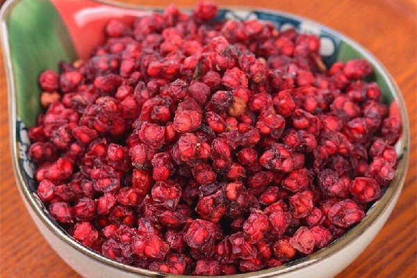 五味子發(fā)黑了能吃嗎 五味子發(fā)霉了還能要嗎 五味子發(fā)黑了能吃嗎 五味子發(fā)霉了還能要嗎