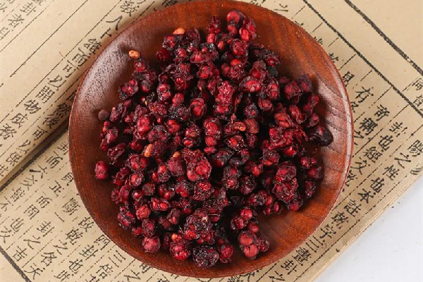 五味子是傷肝還是保肝 五味子對肝好嗎 五味子是傷肝還是保肝 五味子對肝好嗎