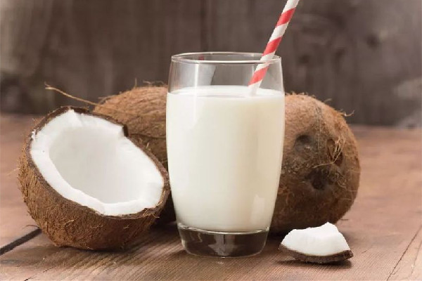 椰奶熱量高嗎 椰奶適合減肥喝嗎 椰奶熱量高嗎 椰奶適合減肥喝嗎