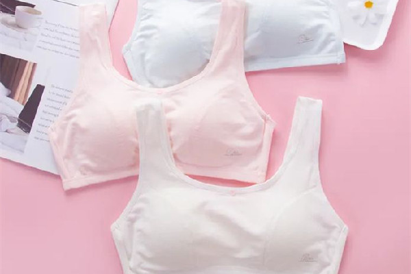 運動內(nèi)衣的胸墊需要拿出來洗嗎 運動內(nèi)衣怎么洗不變形 運動內(nèi)衣的胸墊需要拿出來洗嗎 運動內(nèi)衣怎么洗不變形