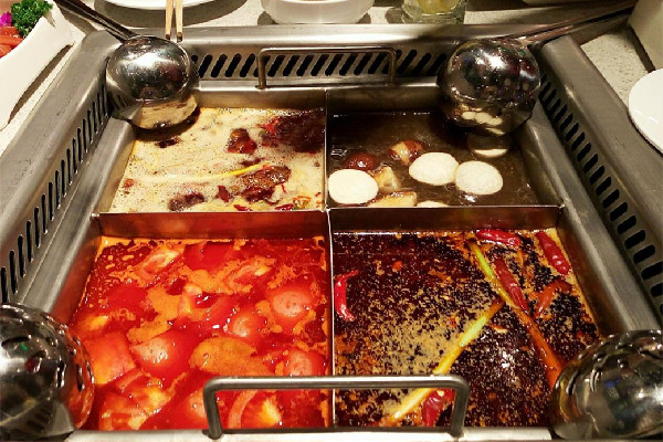 究竟誰在留宿海底撈 海底撈不是大學生可以打折嗎 究竟誰在留宿海底撈 海底撈不是大學生可以打折嗎