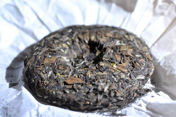 茶餅有霉味了怎么處理 茶餅發(fā)霉了還能喝嗎 茶餅有霉味了怎么處理 茶餅發(fā)霉了還能喝嗎