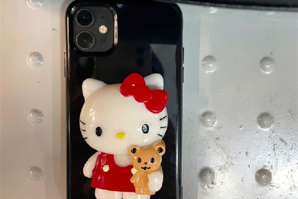 手機(jī)殼什么材質(zhì)的好 手機(jī)殼買硬的好還是軟的好 手機(jī)殼什么材質(zhì)的好 手機(jī)殼買硬的好還是軟的好