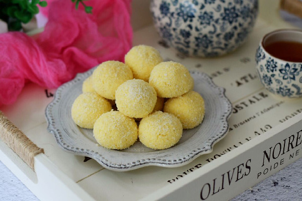 椰蓉怎么分辨好壞 椰蓉會(huì)氧化變黃嗎 椰蓉怎么分辨好壞 椰蓉會(huì)氧化變黃嗎