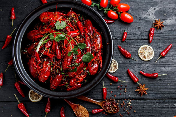 小龍蝦怎么煮才入味 小龍蝦煮出來(lái)肉質(zhì)松散是什么原因 小龍蝦怎么煮才入味 小龍蝦煮出來(lái)肉質(zhì)松散是什么原因