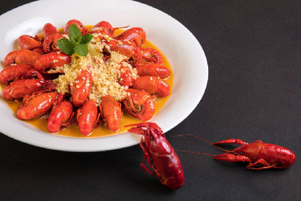 小龍蝦怎么煮才入味 小龍蝦煮出來(lái)肉質(zhì)松散是什么原因 小龍蝦怎么煮才入味 小龍蝦煮出來(lái)肉質(zhì)松散是什么原因