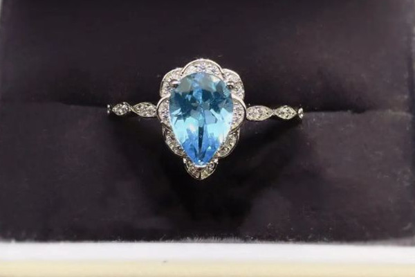 托帕石是什么寶石 托帕石是天然的還是人工的 托帕石是什么寶石 托帕石是天然的還是人工的