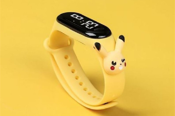 電子手環(huán)怎么充電沒有電子口 電子手環(huán)要連接藍(lán)牙嗎 電子手環(huán)怎么充電沒有電子口 電子手環(huán)要連接藍(lán)牙嗎