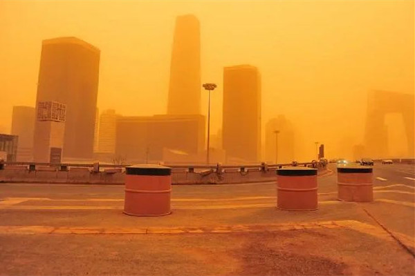 全國18省份有揚(yáng)沙浮塵天氣 浮塵天氣是什么原因造成的