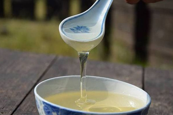 槐花蜜和棗花蜜哪個(gè)好 槐花蜜是不是最好的蜂蜜 槐花蜜和棗花蜜哪個(gè)好 槐花蜜是不是最好的蜂蜜