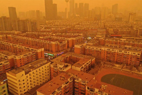 沙塵已跨過長江江浙滬正在“吸土” 沙塵天氣怎么防護(hù) 沙塵已跨過長江江浙滬正在“吸土” 沙塵天氣怎么防護(hù)