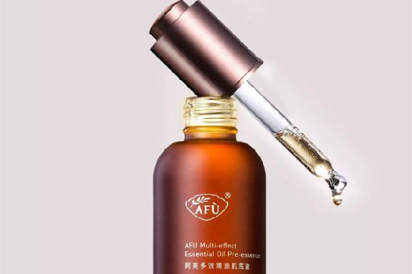 肌底液一次用多少 肌底液用多久才有效果 肌底液一次用多少 肌底液用多久才有效果