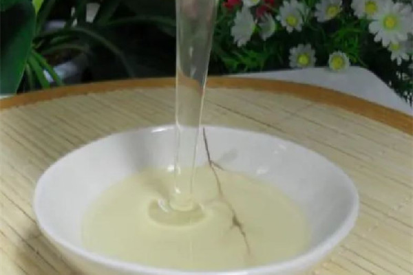 槐花蜜會有一點酸的感覺嗎 槐花蜜會分層嗎 槐花蜜會有一點酸的感覺嗎 槐花蜜會分層嗎