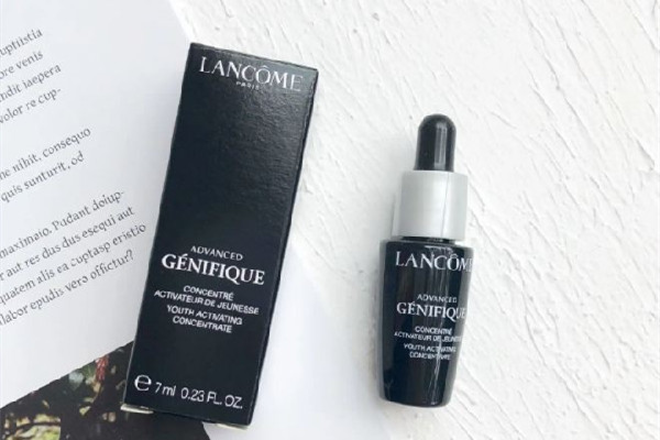 肌底液可以當(dāng)乳液用嗎 肌底液和精華液可以一起用嗎 肌底液可以當(dāng)乳液用嗎 肌底液和精華液可以一起用嗎