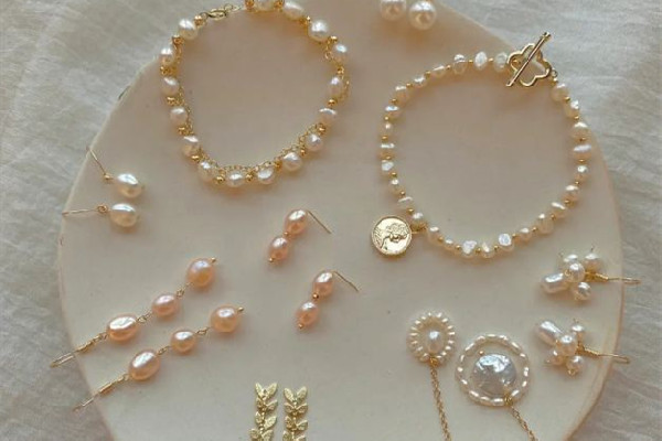 珍珠首飾用什么裝最好 珍珠首飾可以用聲波洗嗎 珍珠首飾用什么裝最好 珍珠首飾可以用聲波洗嗎