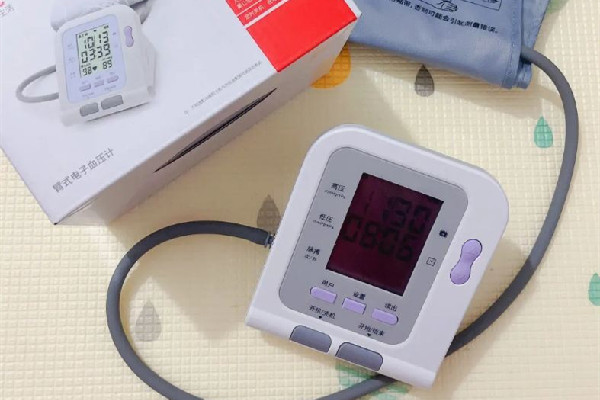 血壓計不準(zhǔn)了怎么調(diào)準(zhǔn) 血壓計多久校對一次 血壓計不準(zhǔn)了怎么調(diào)準(zhǔn) 血壓計多久校對一次