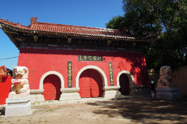 去寺廟是祈福還是祭祀 去寺廟拜菩薩有什么講究 去寺廟是祈福還是祭祀 去寺廟拜菩薩有什么講究