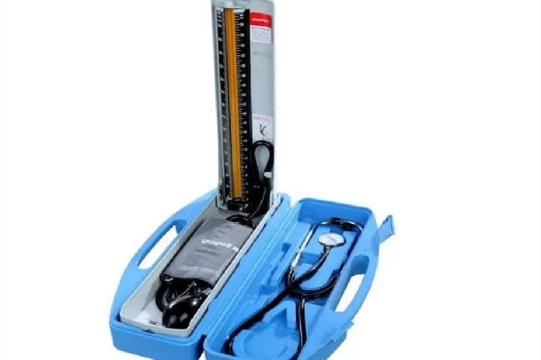 水銀血壓計和電子血壓計哪個準確 水銀血壓計會有誤差嗎 水銀血壓計和電子血壓計哪個準確 水銀血壓計會有誤差嗎