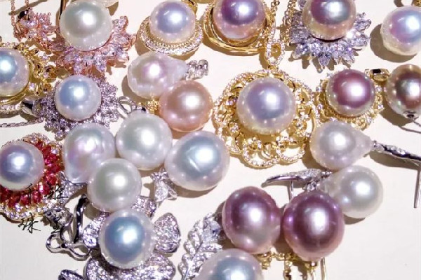 珍珠變黃了是什么原因 珍珠變黃了還有價值嗎 珍珠變黃了是什么原因 珍珠變黃了還有價值嗎