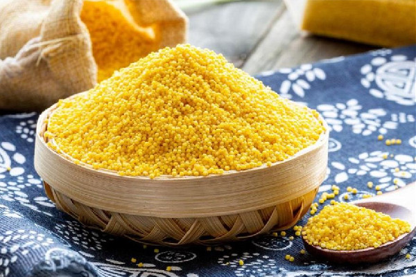 小米粥有酸味是怎么回事 小米粥什么人不適宜吃 小米粥有酸味是怎么回事 小米粥什么人不適宜吃