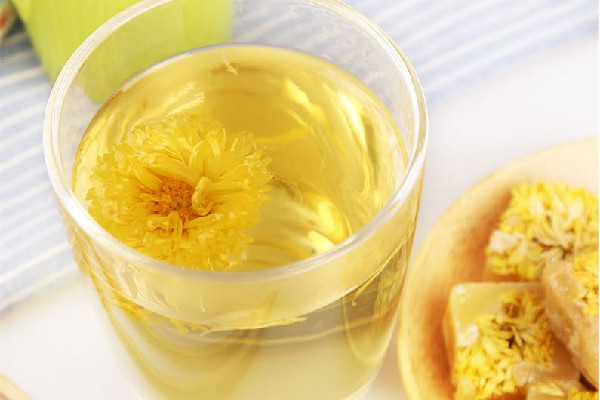 菊花茶喝起來(lái)為什么是苦的 菊花茶喝起來(lái)什么味道 菊花茶喝起來(lái)為什么是苦的 菊花茶喝起來(lái)什么味道