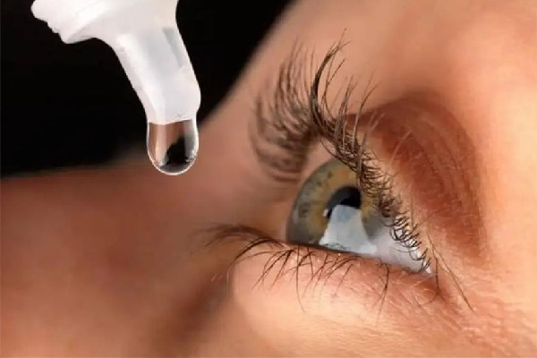 新冠新毒株或致紅眼病該囤眼藥水嗎 眼藥水對(duì)紅眼病有幫助嗎 新冠新毒株或致紅眼病該囤眼藥水嗎 眼藥水對(duì)紅眼病有幫助嗎