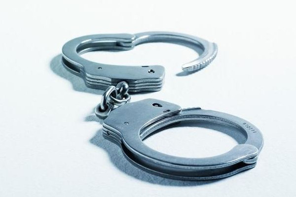 外公綁架4歲外孫女向女兒勒索50萬 綁架會(huì)判什么罪 外公綁架4歲外孫女向女兒勒索50萬 綁架會(huì)判什么罪