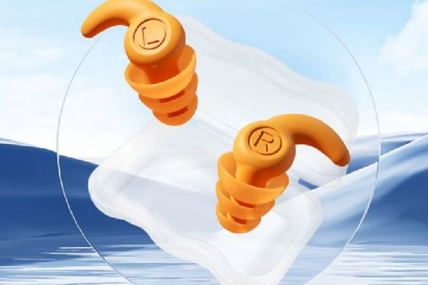 游泳耳塞會(huì)不會(huì)碰到耳膜 游泳耳塞對耳朵有沒有傷害 游泳耳塞會(huì)不會(huì)碰到耳膜 游泳耳塞對耳朵有沒有傷害