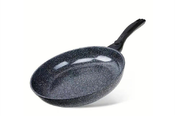 平底鍋什么材質(zhì)的最好用 平底鍋有蜂窩的好還是沒(méi)蜂窩的好 平底鍋什么材質(zhì)的最好用 平底鍋有蜂窩的好還是沒(méi)蜂窩的好